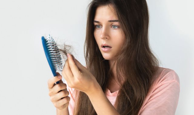 افضل زيت للشعر الجاف والشعر المتساقط
